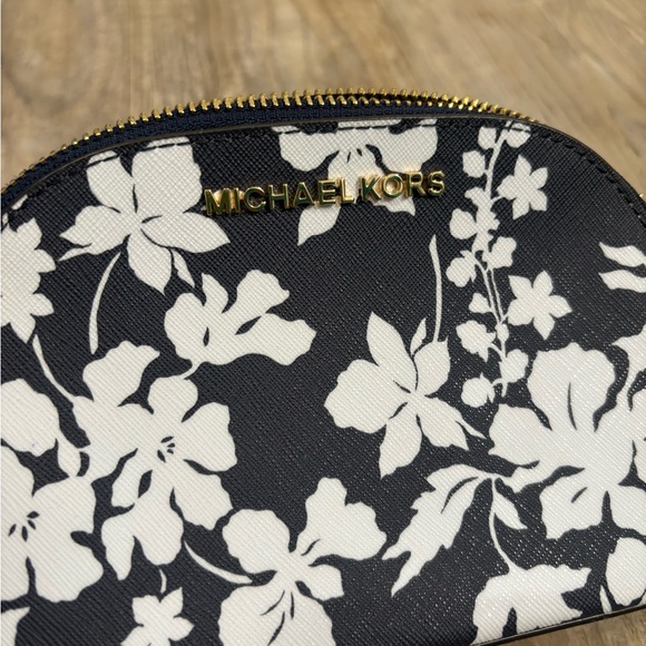Michael Kors Black and White Floral Cosmetic Case - Picture 2 of 6